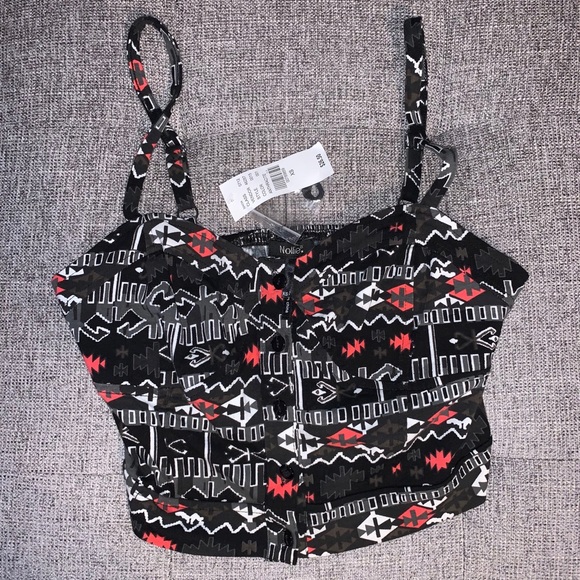 NWT Nollie Button Front Black and White Crop Top - Picture 6 of 9